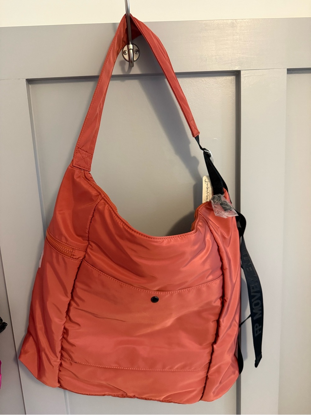No time zones carryall free people